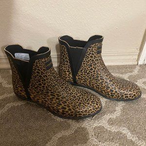 London Fog Short Rain Boots - Leopard - Size 10